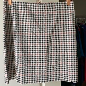 H&M • Gingham mini skirt
